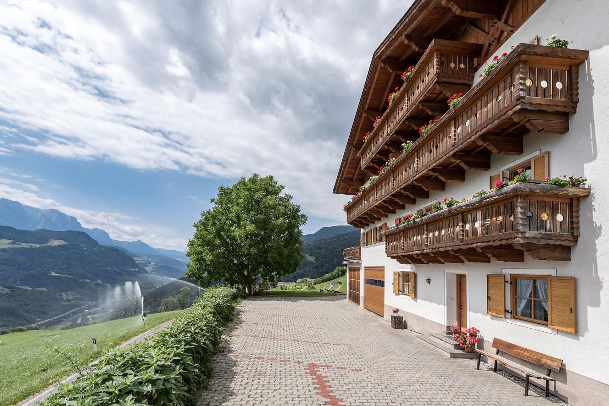 Hauserhof Chalet In Villanders - Moderne Wohnungen Mit 2 Badezimmer Und 2 Schlafzimmer エクステリア 写真